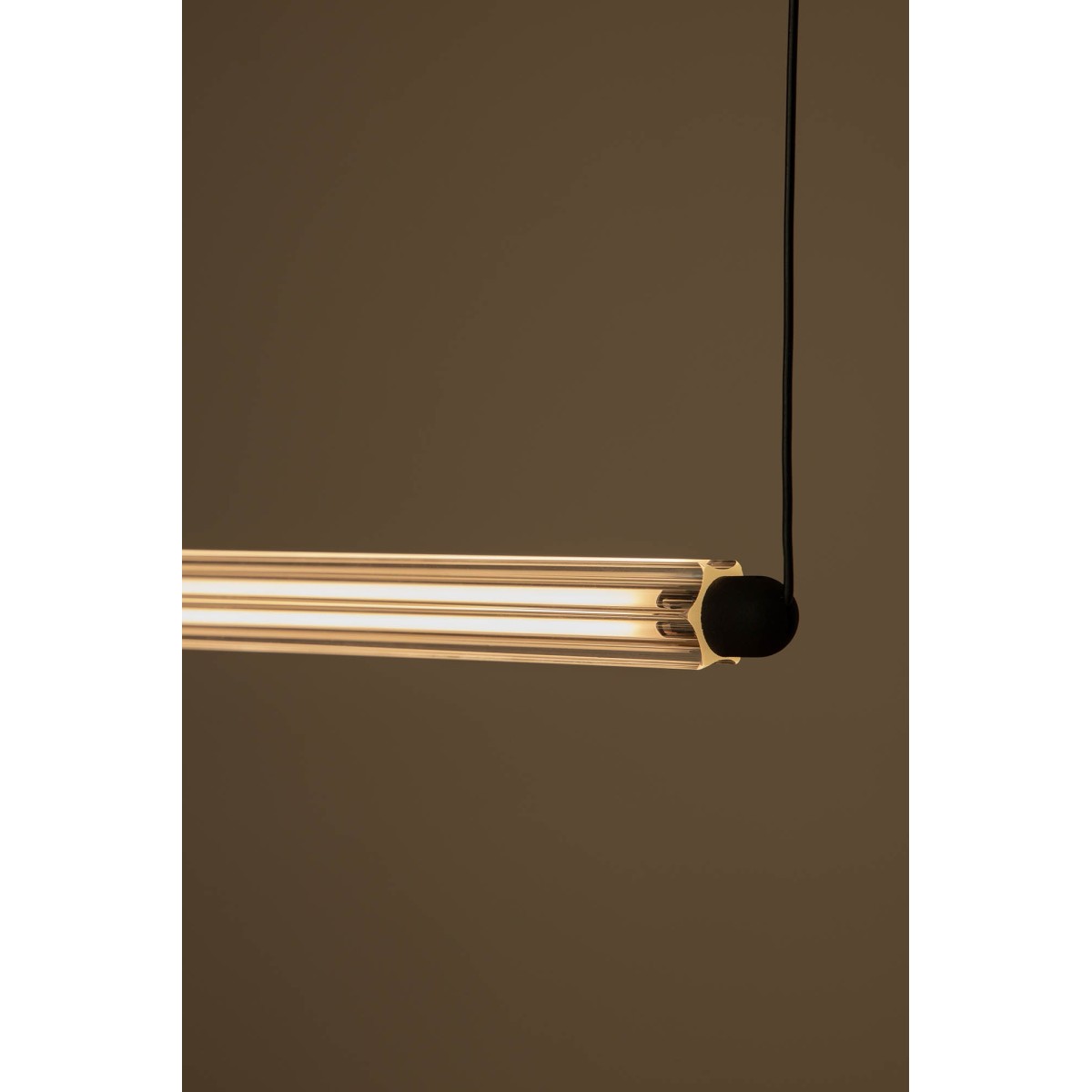 Подвесной светильник LUMINA 900 1L COLGANTE HORIZ черный LED 18W 2200K