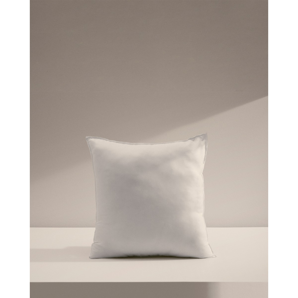 Подушка для наволочки Fluff 45x45