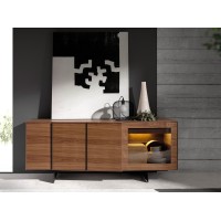 Сервант MK2005SB /3218 из ореха с внутренним освещением