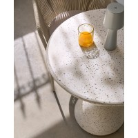 Стол Saura со столешницей из белой терраццо