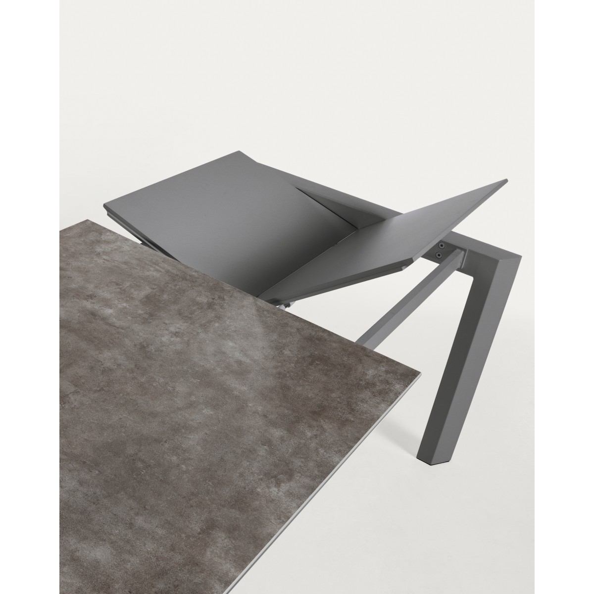 Стол Atta 120 (180) x80 антрацит керамика Vulcano Ash