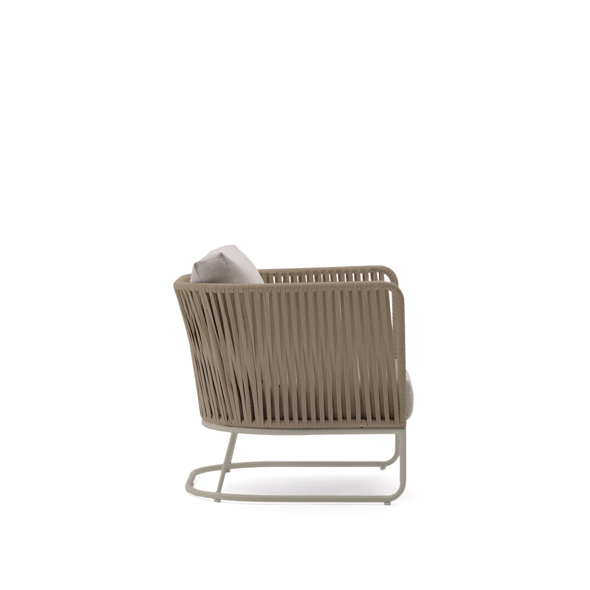 Уличное кресло Saconca из бежевой веревки и стали