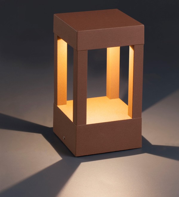 Низкий уличный светильник Agra Led 