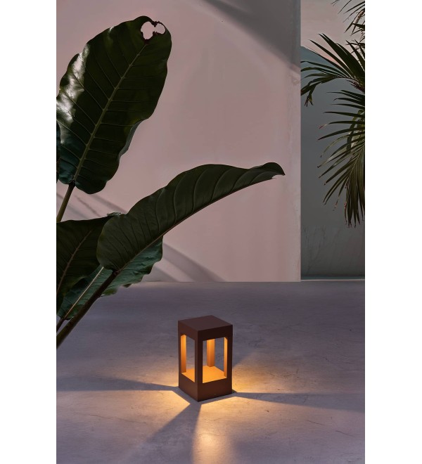 Низкий уличный светильник Agra Led 