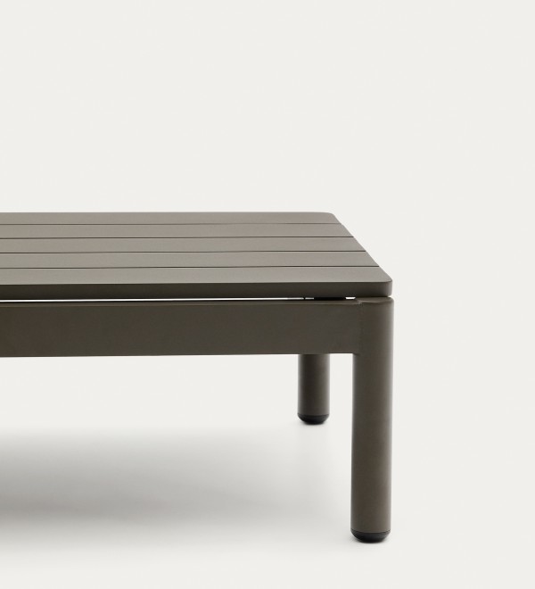 Журнальный столик Sorells из зеленого алюминия 57 x 91 см