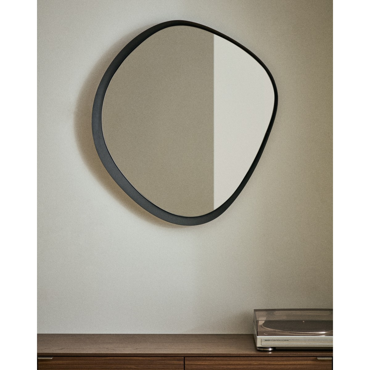 Зеркало Tebel черное металлическое 85 x 93,5 см