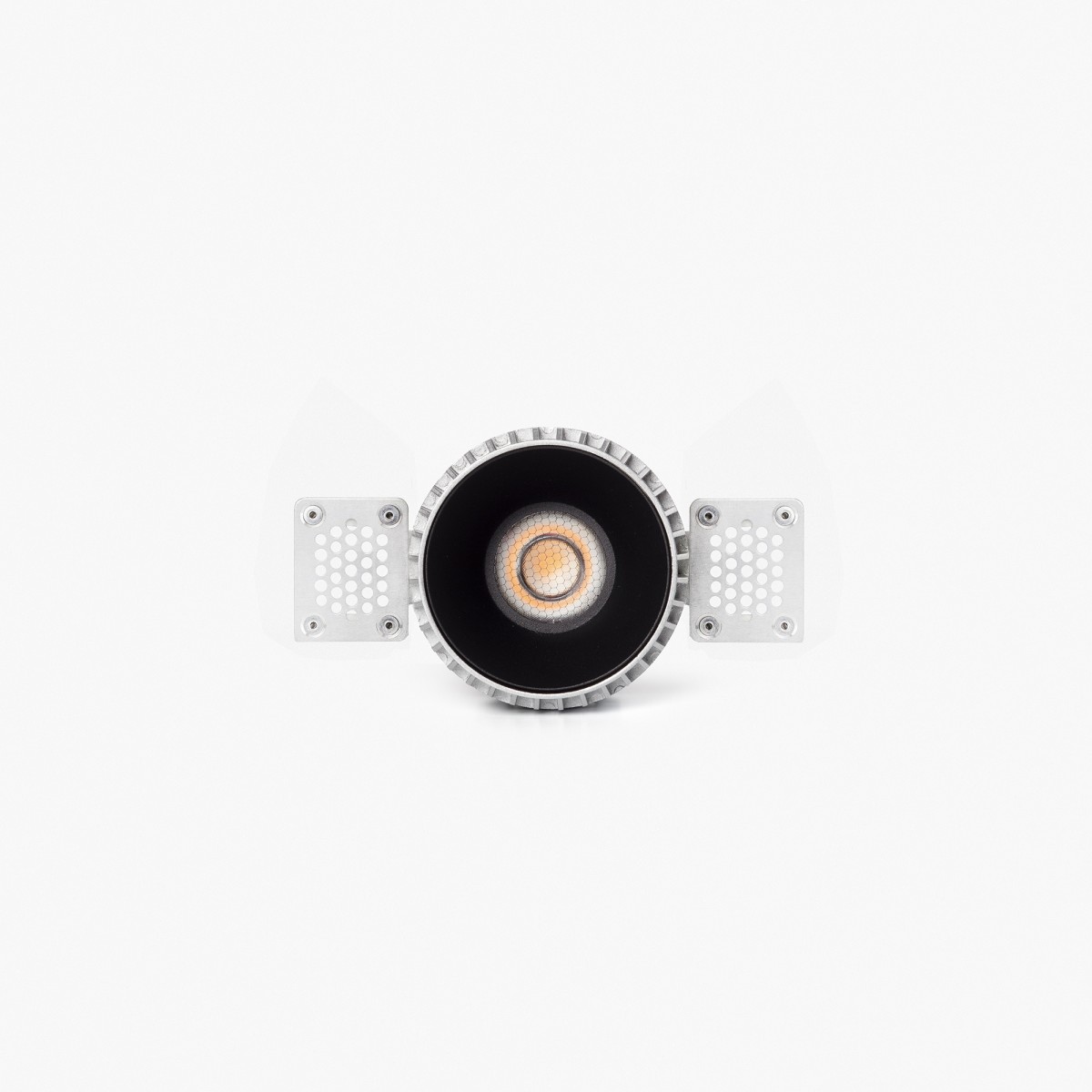 Tulipa Черный встраиваемый даунлайт без рамки 10W 36° 3000K CRI90 casambi