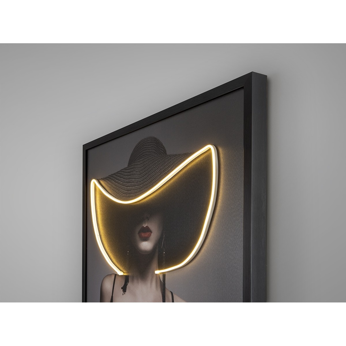 Картина в раме Pamela LED 80X120