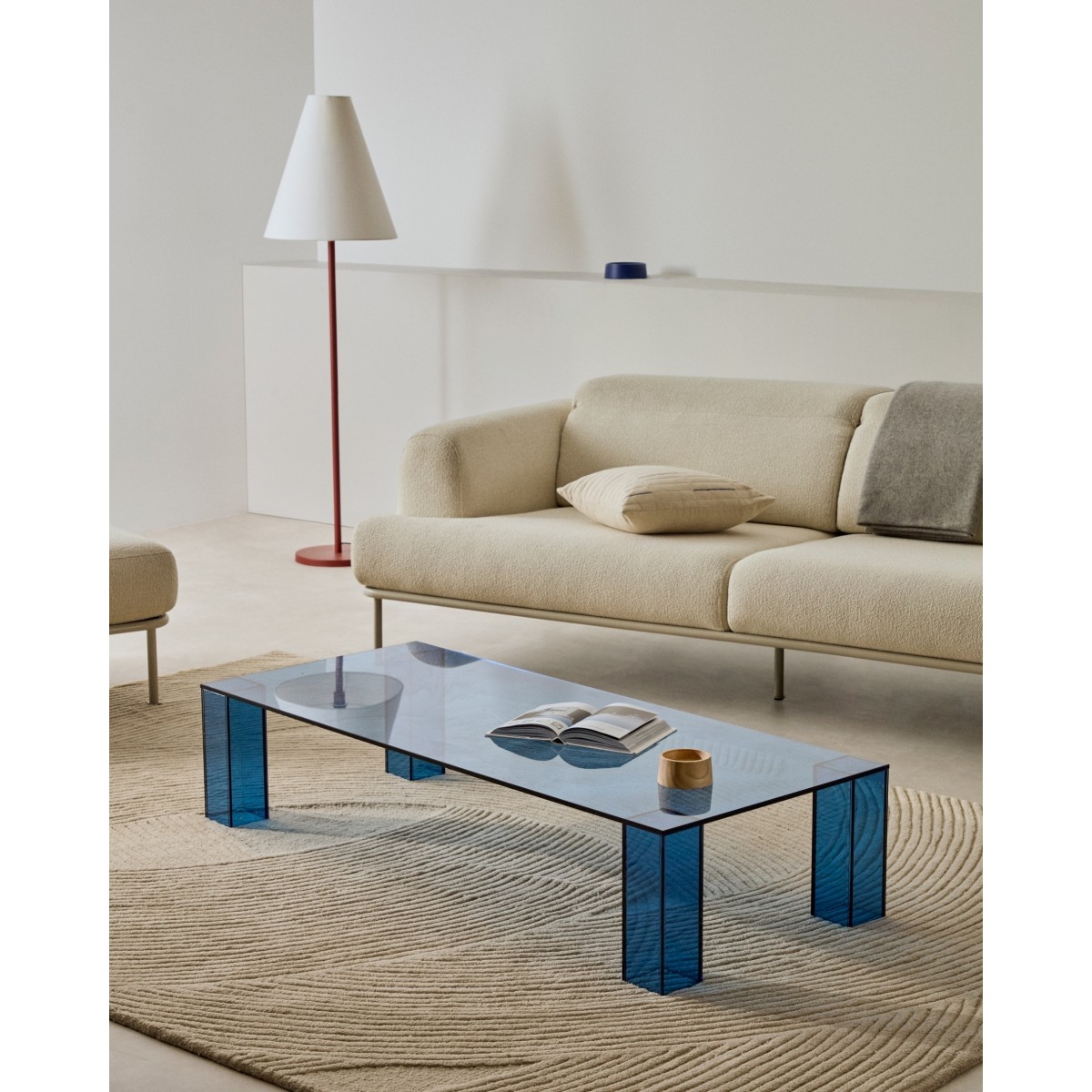 Журнальный столик Adularia из синего стекла 140 x 60