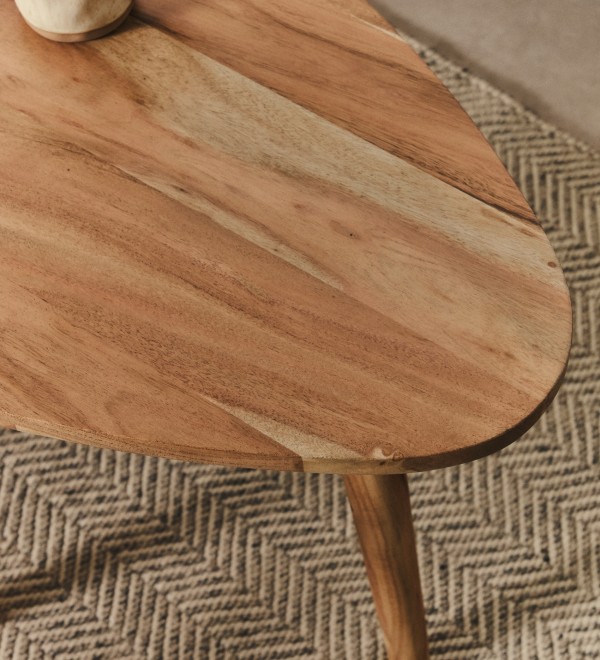 Журнальный столик Duvani из массива акации с выбеленной отделкой Ø110 x 60