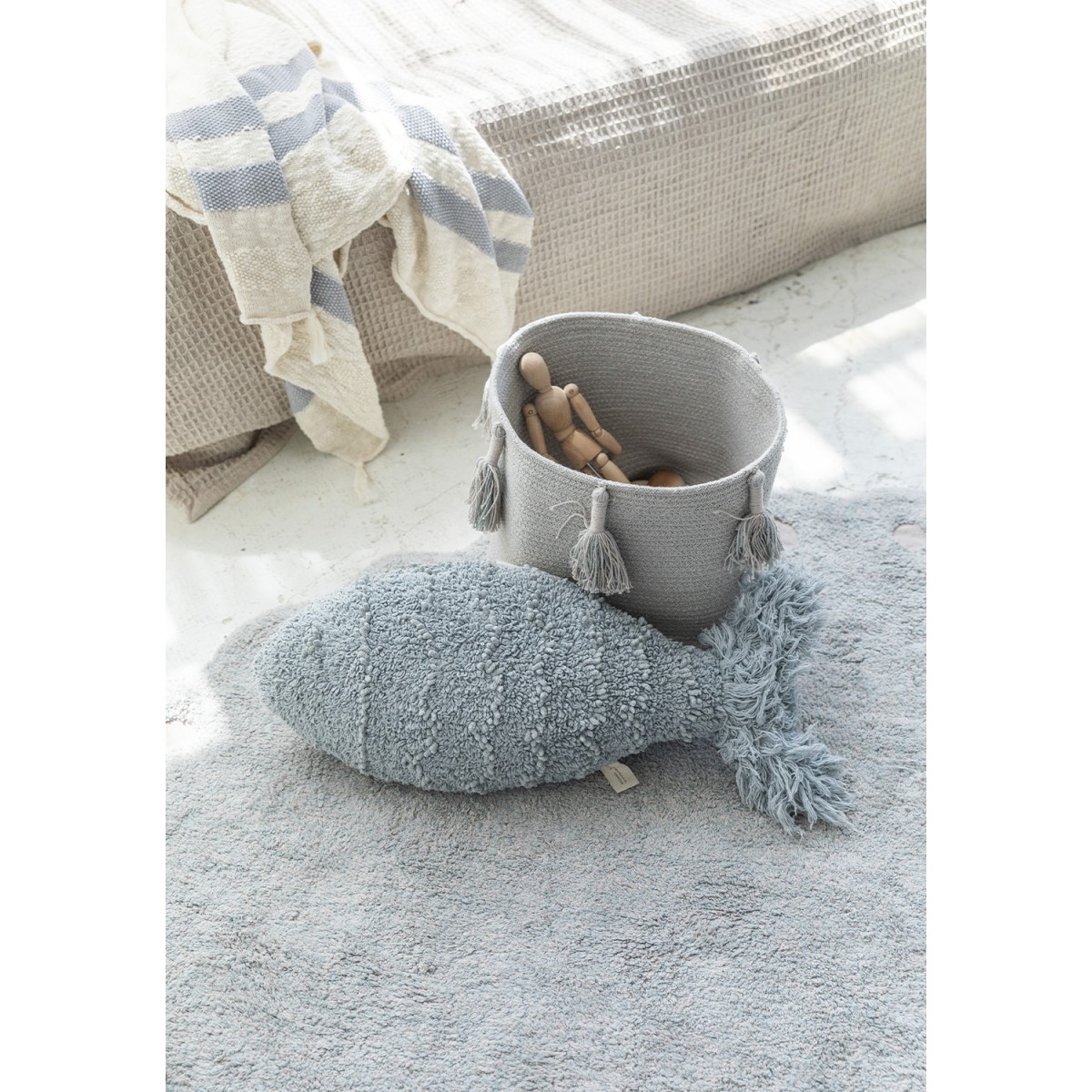 Корзина Древесный жемчужно-голубая 30*30