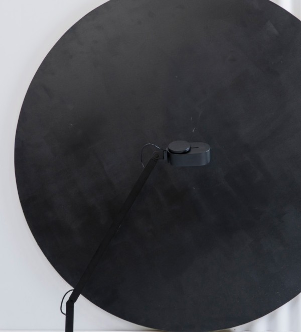 Inviting Черная настольная лампа 6W 2700K-4800K