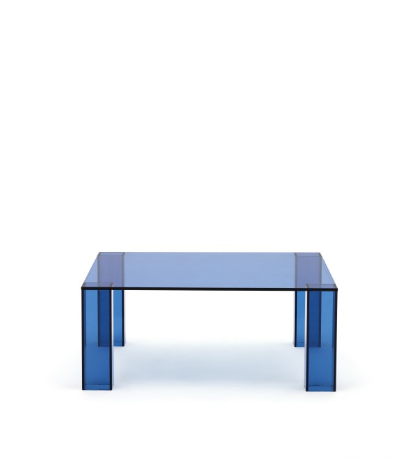 Журнальный столик Adularia из синего стекла 85 x 85