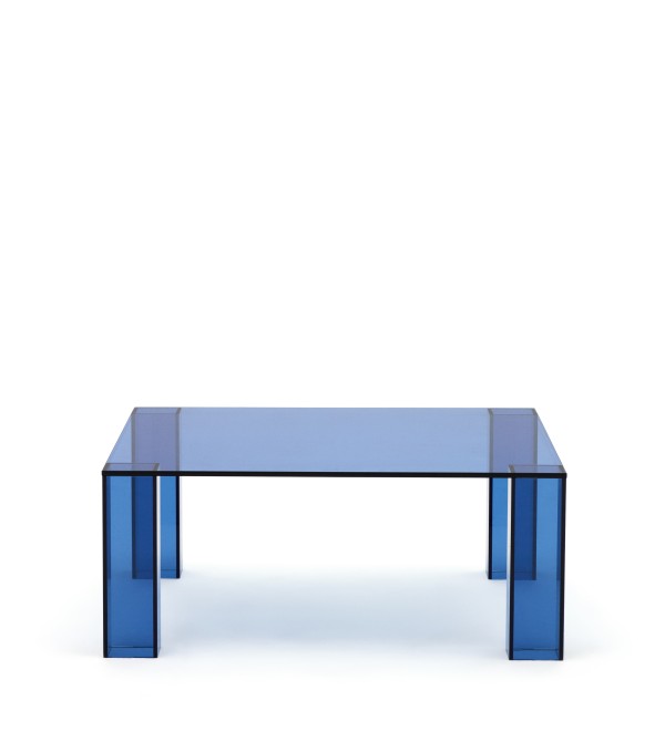 Журнальный столик Adularia из синего стекла 85 x 85