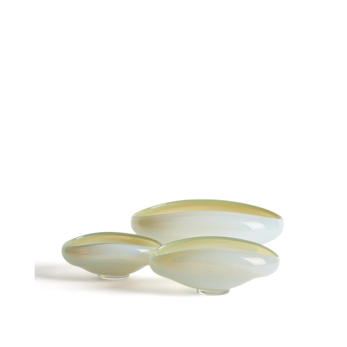 Ваза Nodila из белого стекла, 23 x 16,5 см