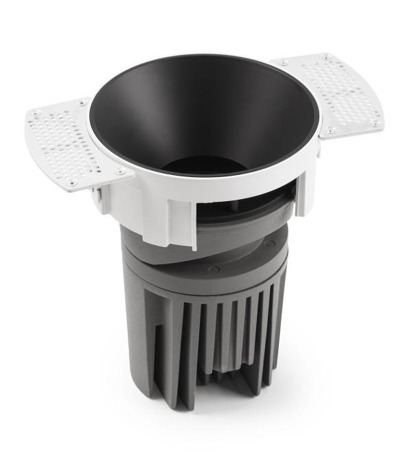 Встраиваемый светильник DEEP 90 R SMARCO черный 15° 4000K CRI95 SPREAD