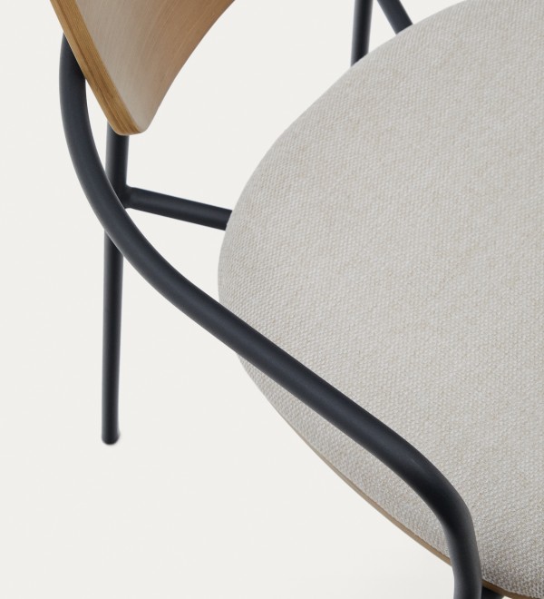 Стул Maureen дубовый шпон в натуральной отделке и черный металл