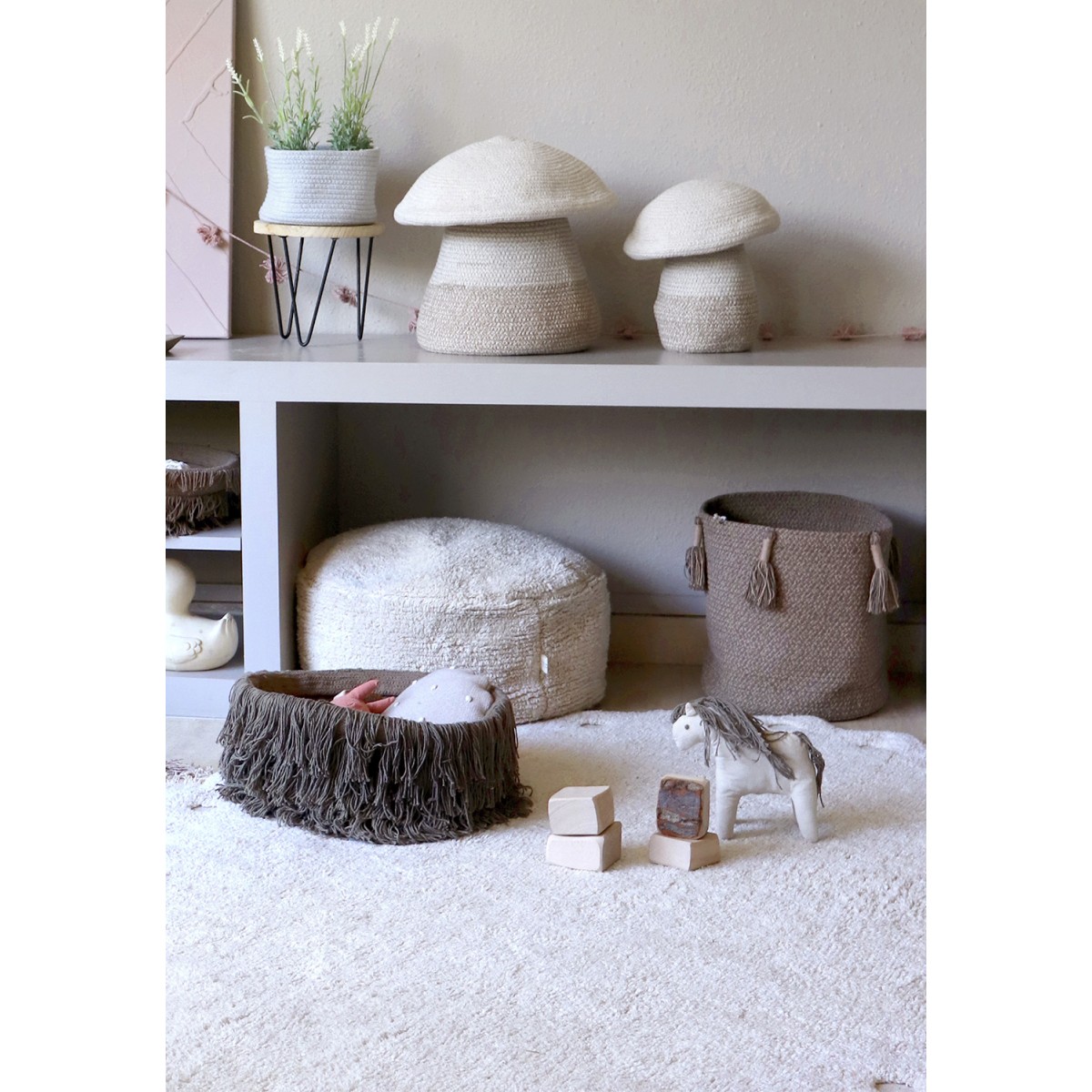 Корзина Древесный коричневая 30*30