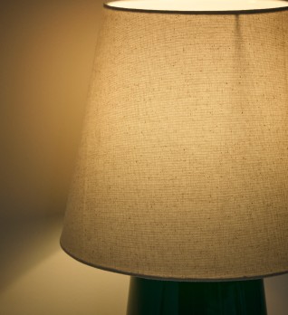 Настольная лампа Odra из зеленой керамики с глянцевой отделкой