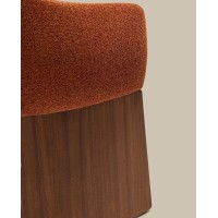 Стул Bosca из терракотовой синели и шпона ореха