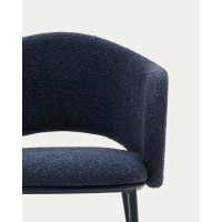 Стул Maina из плотной синей шенилловой ткани и стальными ножками с синей отделкой
