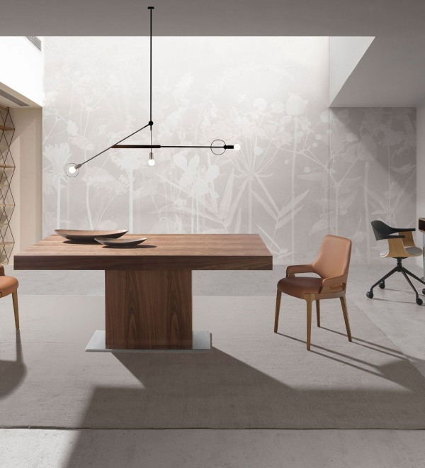 Стул 4136/CH20029 с обивкой из коричневой экокожи