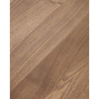 Четырехдверный комод Helvine из ясеневого шпона с отделкой под орех, 90 x 78 см