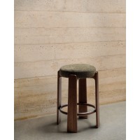 Granite Барный табурет из зеленого шенилла и массива ясеня в отделке орех 75 см