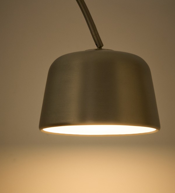 Напольная лампа Arnolia из матовой стали и белого мрамора