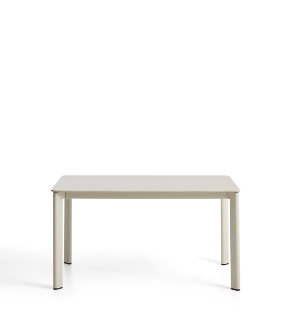 Уличный стол Anafi с бежевой столешницей из спеченного камня, 140 x 80 см