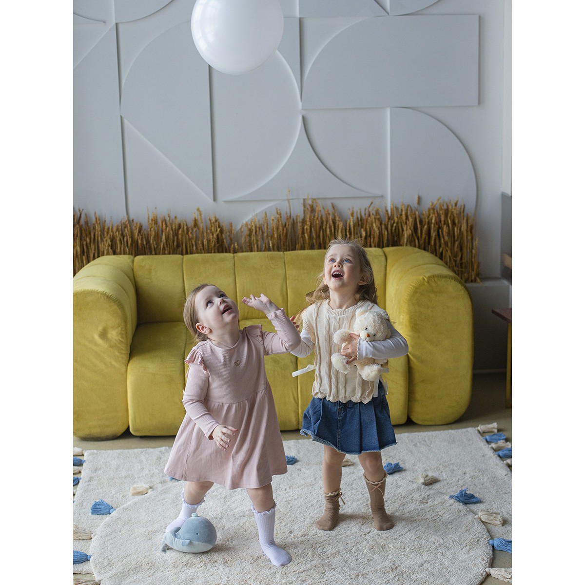 Хлопковый ковер Lillaland COLORFUL WHITE BLUE D140