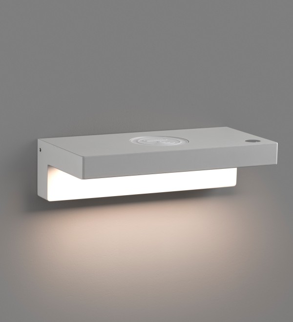 Бра Well с беспроводной зарядкой +USB