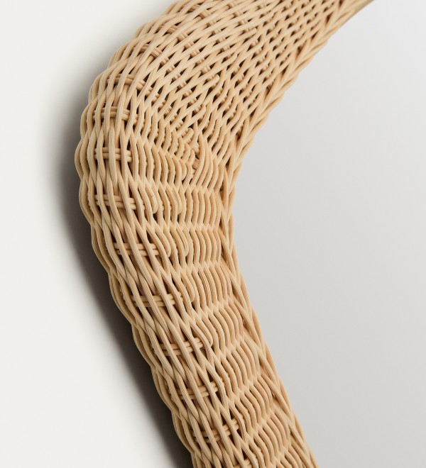 Зеркало из ротанга Zilna 58 x 79 см