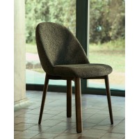 Стул Meila из зеленой синели и ножками из ясеня с отделкой орех