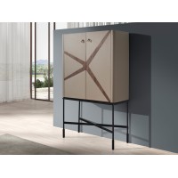 Высокий буфет 3280 из кожи, ореха и черной стали
