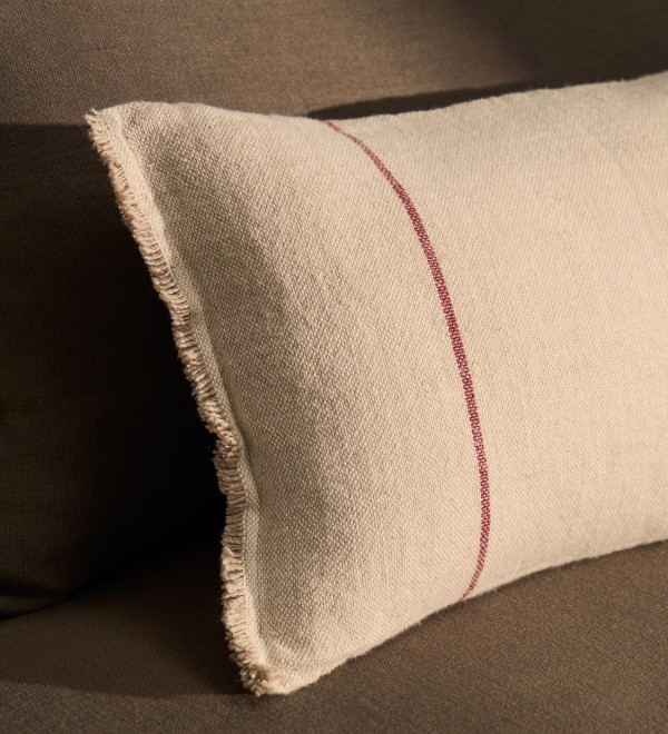 Чехол для подушки Lidore из бежевого льна с красными полосами, 30 x 50 см
