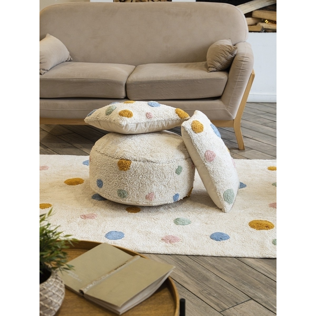Подушка декоративная Lillaland Lovely Dots 40x40