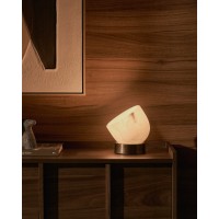 Настольная лампа Shenli из алебастра и металла с латунной отделкой