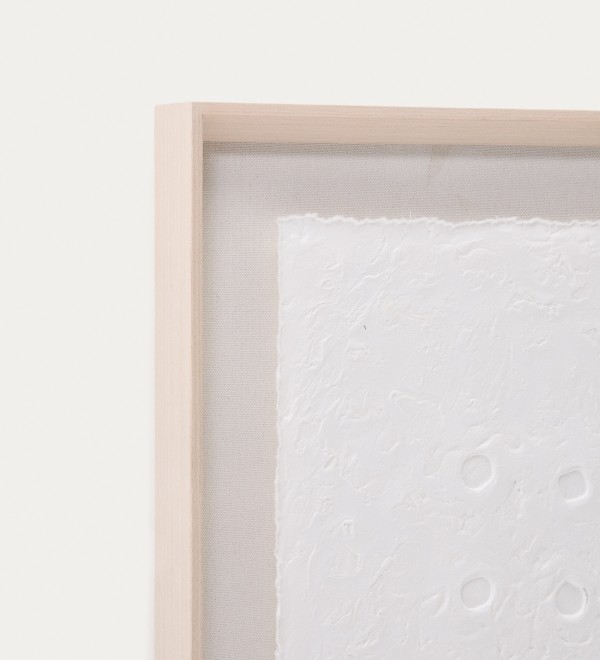 Olvin Абстрактная картина на белой бумаге с рельефным рисунком 73,6 x 93,6 см