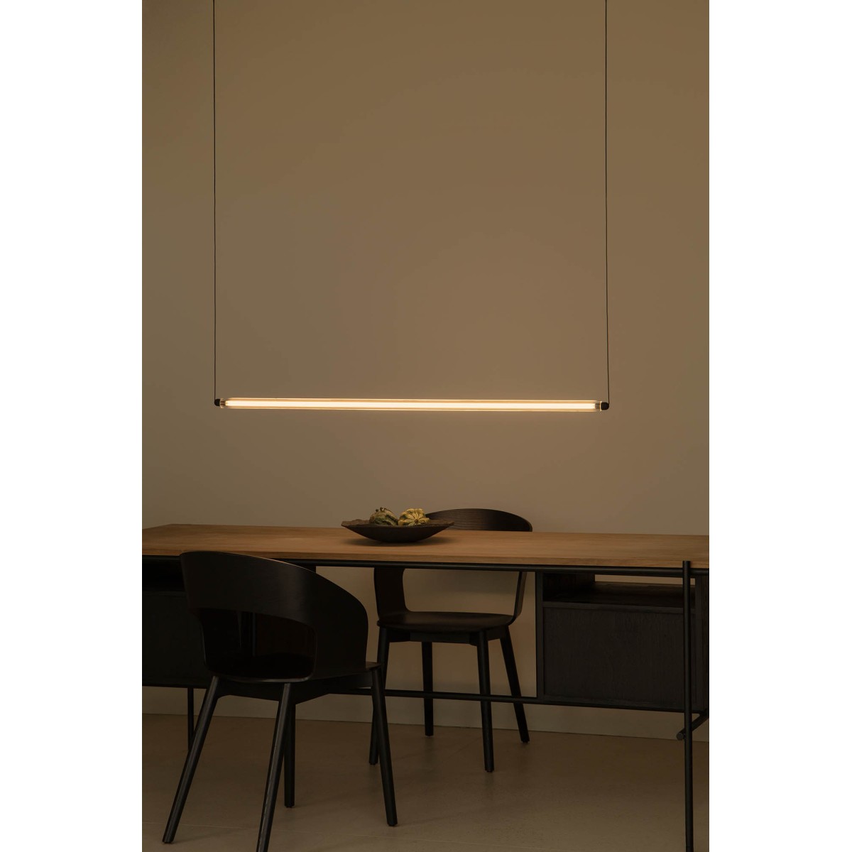 Подвесной светильник LUMINA 1200 1L COLGANTE HORIZ черный LED 24W 2200K