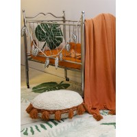 Подушка бежевая с терракотовыми кисточками 48d