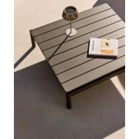 Журнальный столик Sorells из зеленого алюминия 89 x 91 см