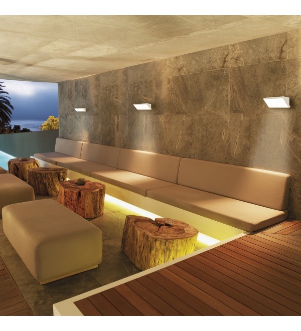 Настенный уличный светильник MANTRA CREEK 8861