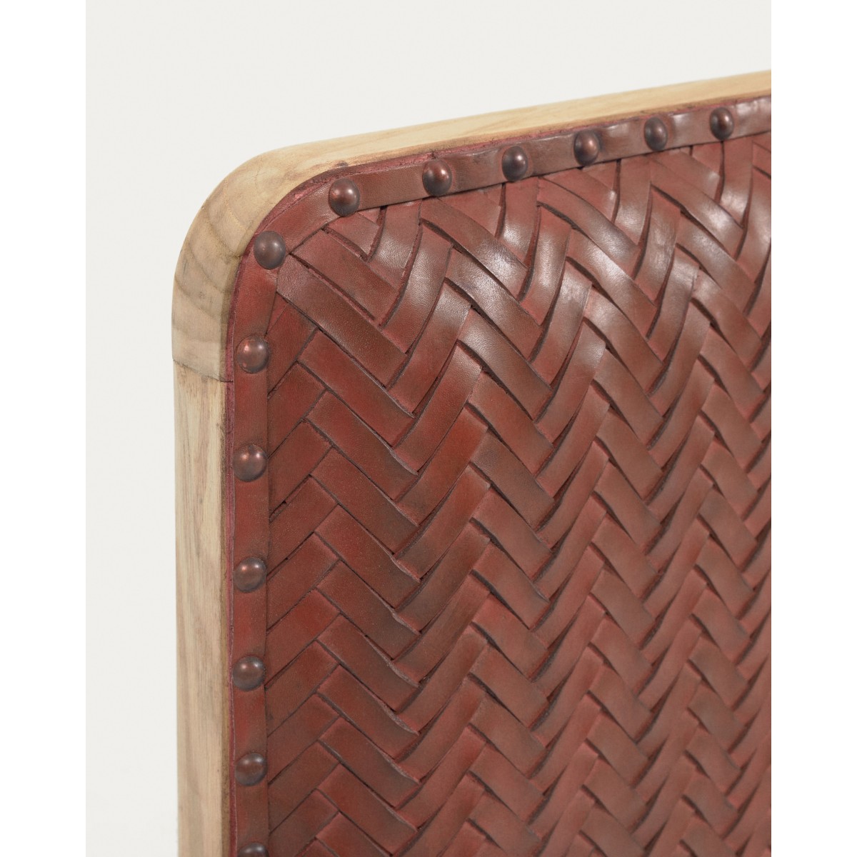 Изголовье кровати Natesa из массива тика и кожи 163 x 60 см