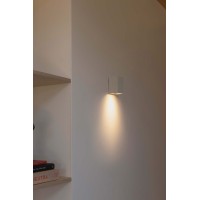 LUNE Белый квадратный настенный светильник 1xGU10