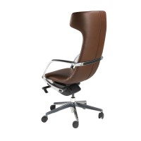 Офисное поворотное кресло 4216 из экокожи коричневого цвета