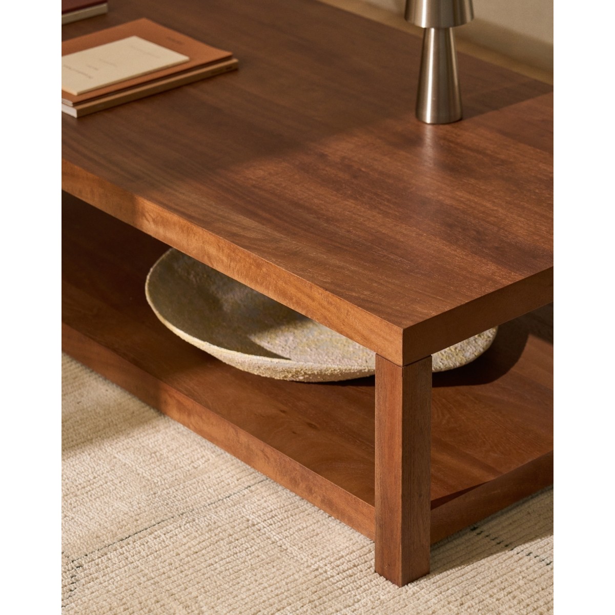 Журнальный столик Norani из массива акации с шпоном акации, 150 x 70 см