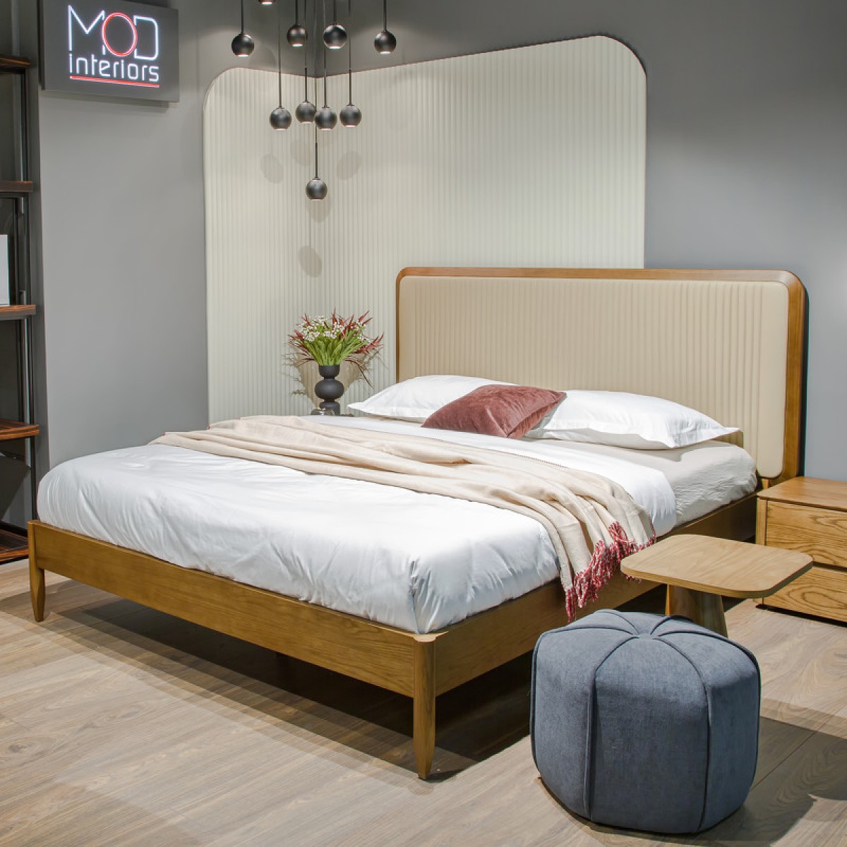 Кровать с решеткой PATERNA, MOD INTERIORS (дерево, арт. MDI.BD.PN.15)