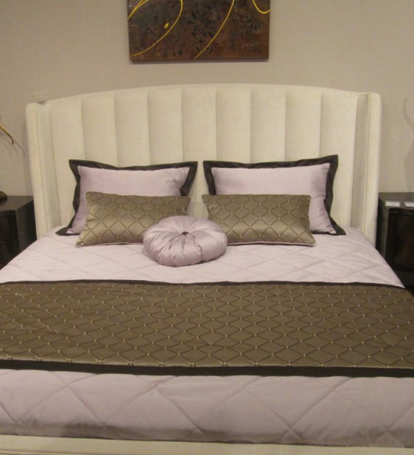 Виолет (Violet)  Комплект покрывало, плед, 5 подушек TEXTILE, FRATELLI BARRI