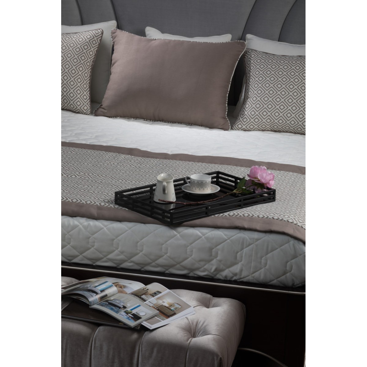 Подушка Debora TEXTILE, FRATELLI BARRI